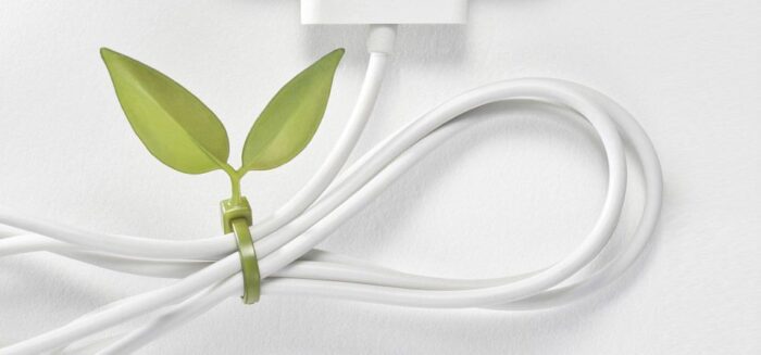 Do you like it ?.. I don't !! Leaf Tie | Tsunho Wang