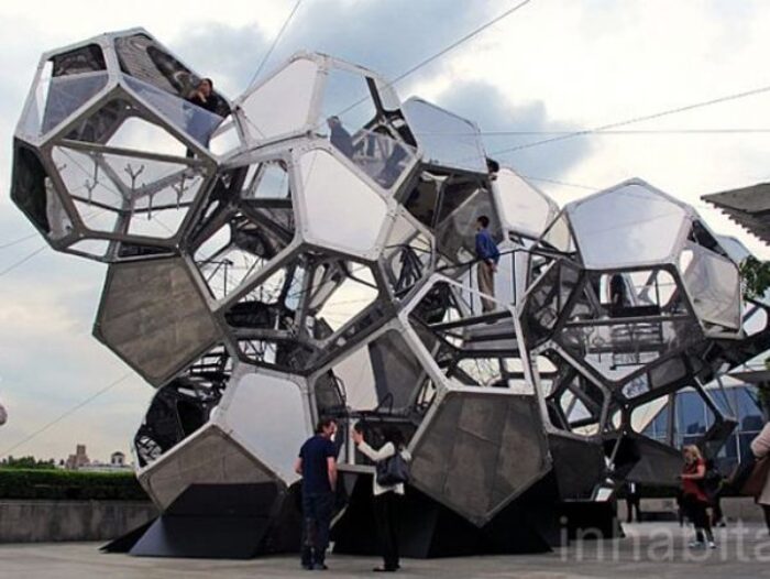 Cloud City | Tomás Saraceno