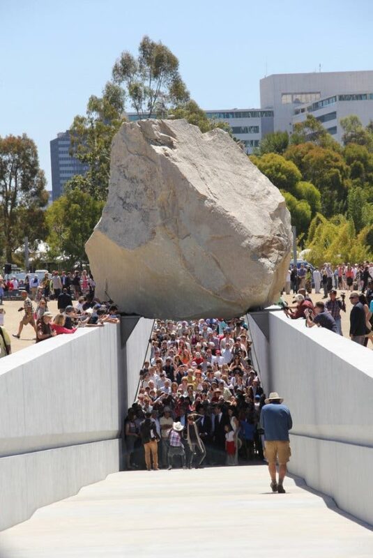 Arch2O-Levitated Mass–Michael Heizer18