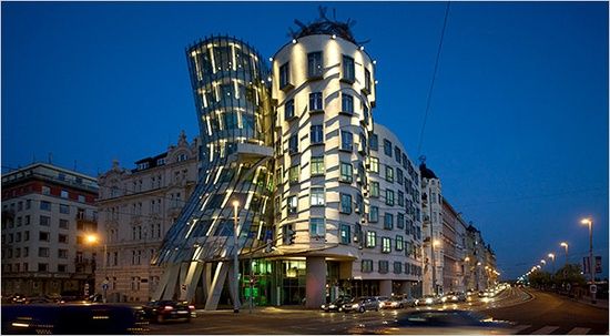 Dancing House in Prague/Czech Republic – the pillar of modern architecture  捷克共和國布拉格的跳舞房子--現代建築之柱— Steemit