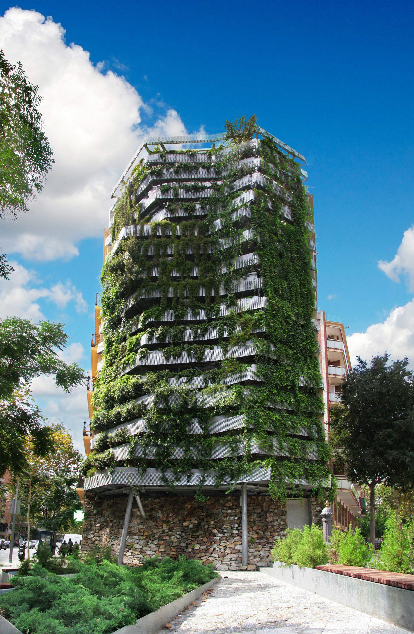 GreenWall01.1507158018.6902