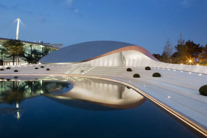 Porsche Pavilion design | HENN