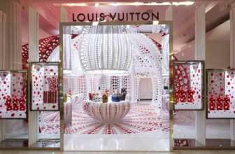 dezeen Louis Vuitton and Kusama concept store at Selfridges ss 5