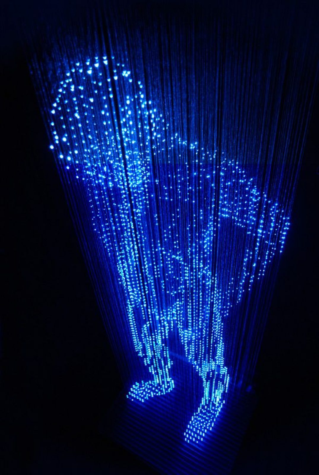 Hanging Light Sculptures Makoto Tojiki
