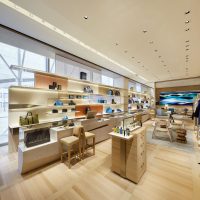 Flagship store Louis Vuitton reforça seu conceito com mix arquitetônico