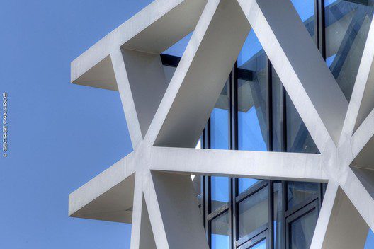 8073 peoplegroup 20130220 1