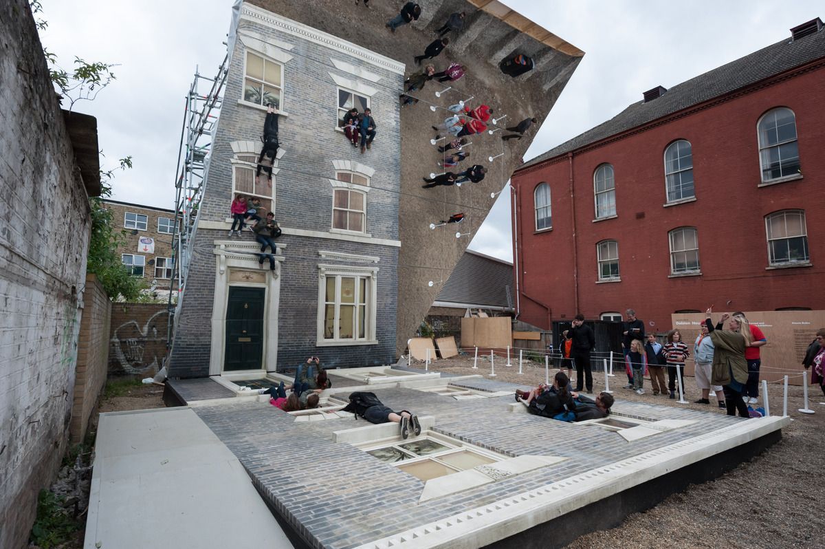 Optical Illusion House Leandro Erlich