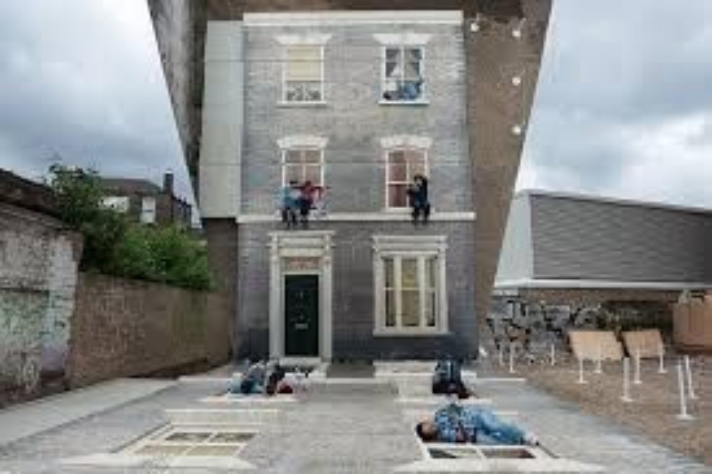 Optical Illusion House Leandro Erlich