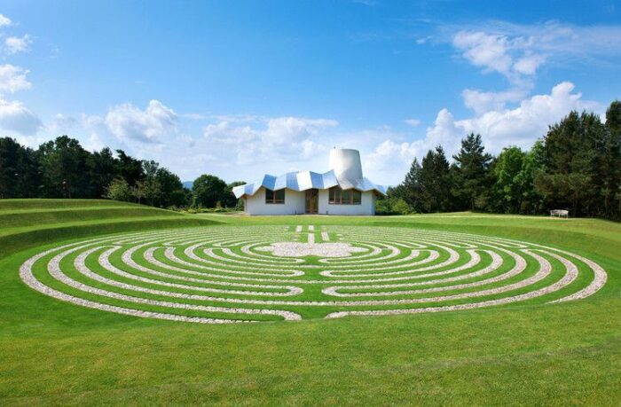 Maman | Charles Jencks