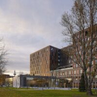 Henning Larsen Architects Frankfurt School of Finance Hufton Crow 033.1565958296.4316