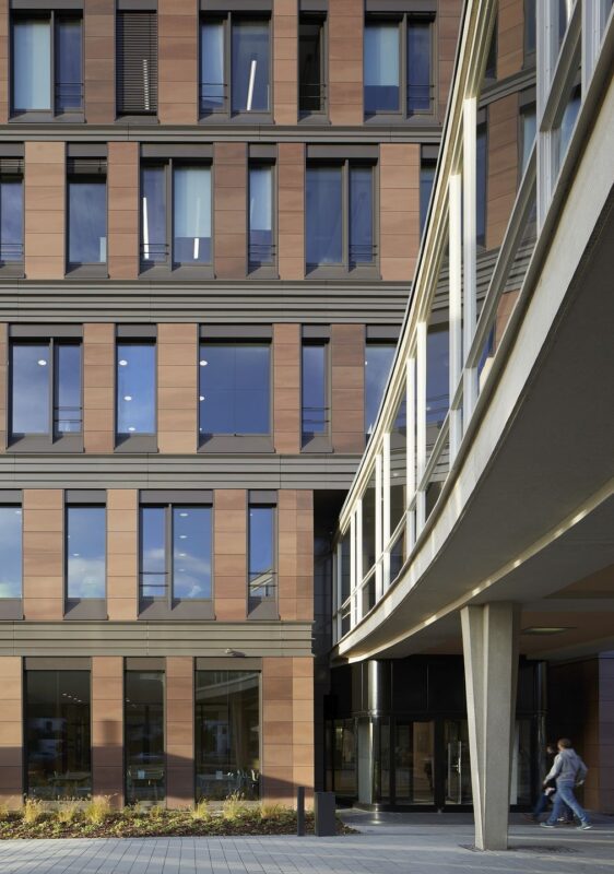 Henning Larsen Architects Frankfurt School of Finance Hufton Crow 040.1565958297.479