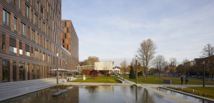 Henning Larsen Architects Frankfurt School of Finance Hufton Crow 043.1565958298.2017