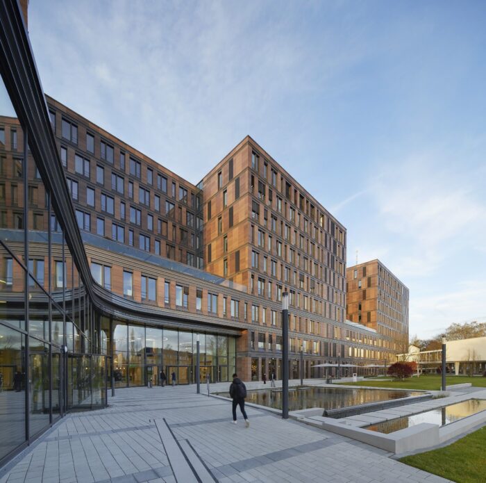 Henning Larsen Architects Frankfurt School of Finance Hufton Crow 003.1565958242.3018