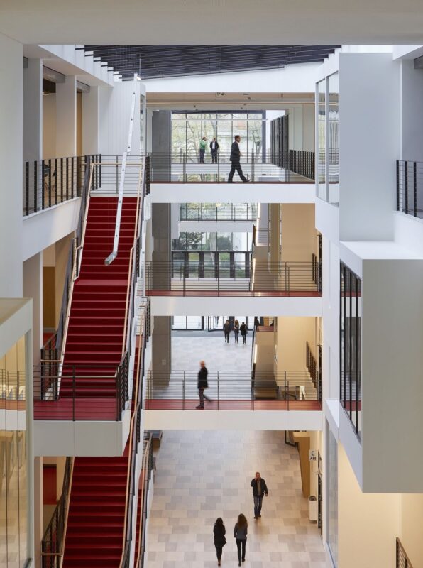 Henning Larsen Architects Frankfurt School of Finance Hufton Crow 005.1565958242.844