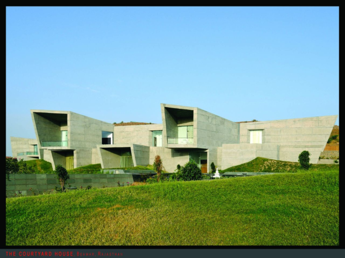 The Courtyard House | Sanjay Puri Architects