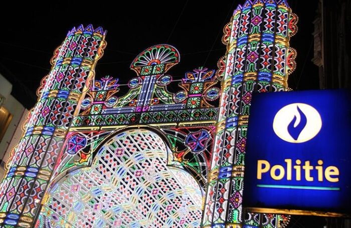 55, 000 LEDs Lightened Cathedral | Luminarie De Canga
