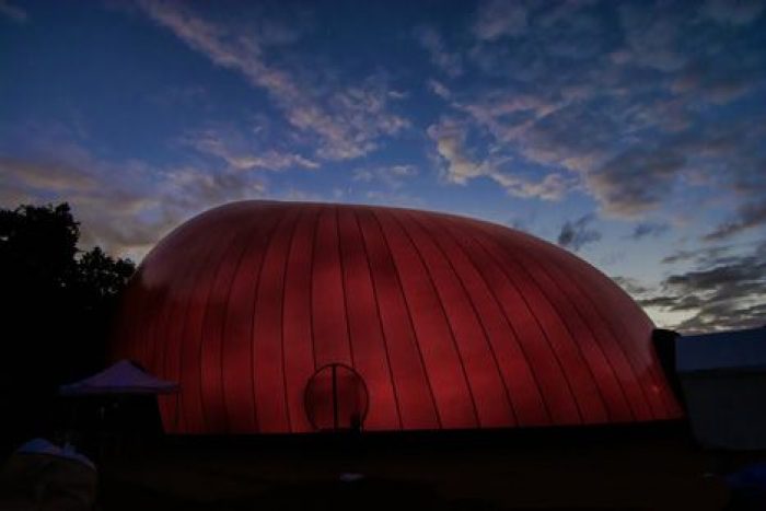 Arch2O-ARK NOVA Inflatable hall–Kapoor+Isozaky2 ARK NOVA Inflatable hall