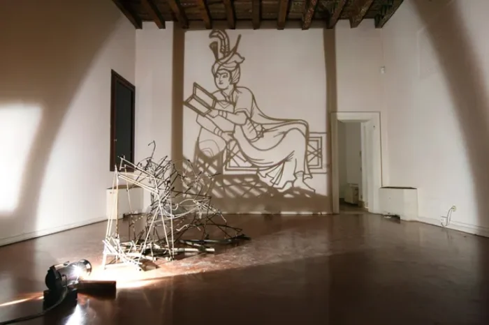 Painting with Light and Shadow