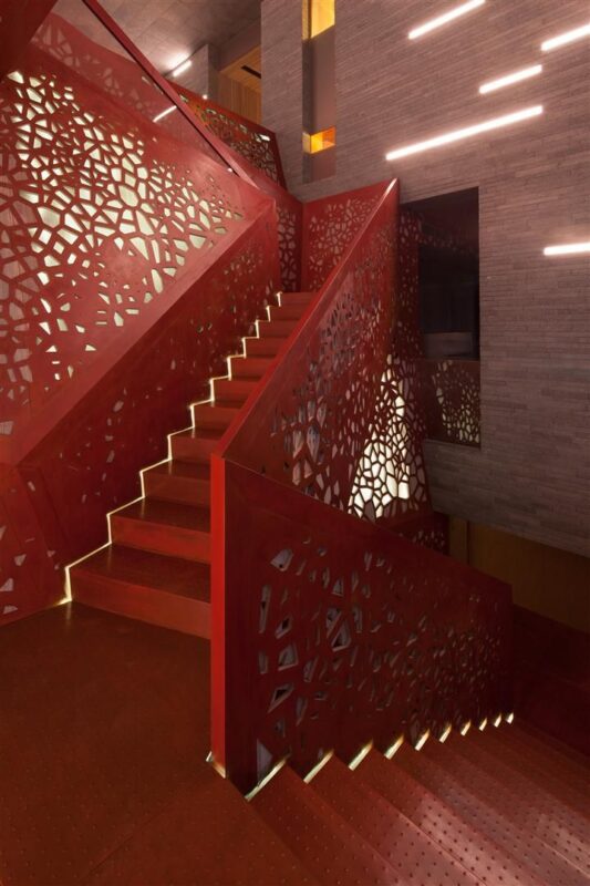 Villa Mallorca dramatic Staircase | Studio Mishin