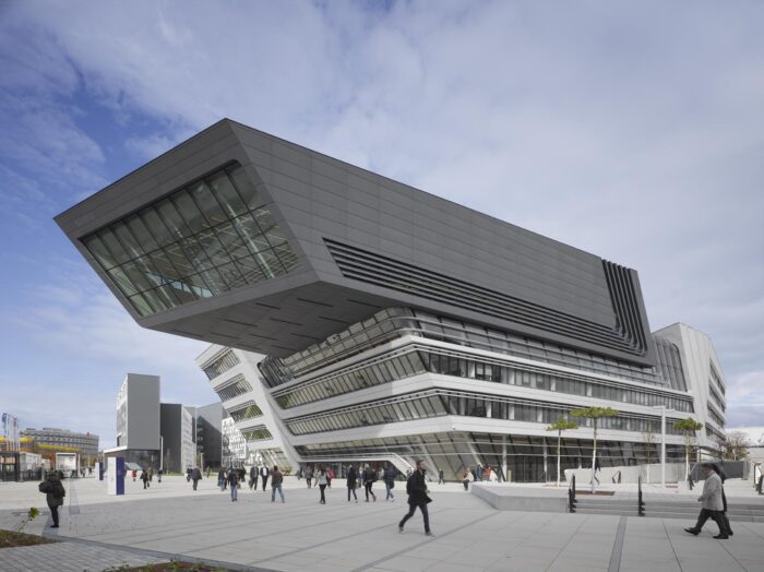 Library and Learning Centre University of Economics Vienna | Zaha Hadid Architects