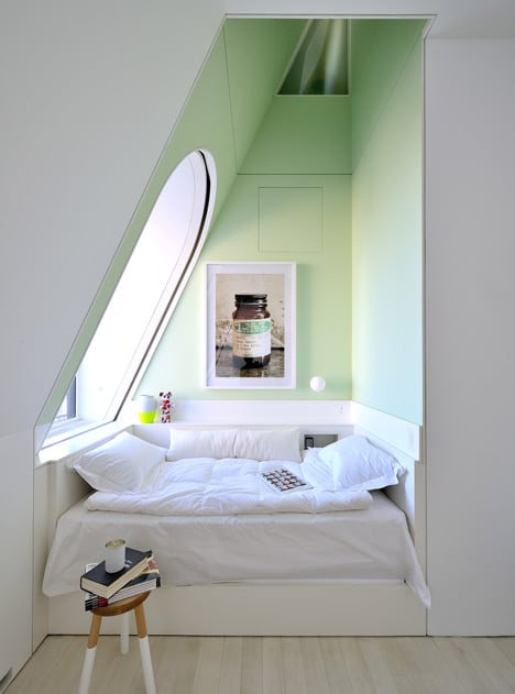 dezeen Skyhouse by David Hotson and Ghislaine Vinas 14