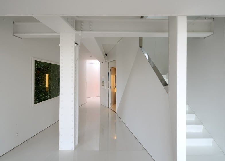 dezeen Skyhouse by David Hotson and Ghislaine Vinas ss 7