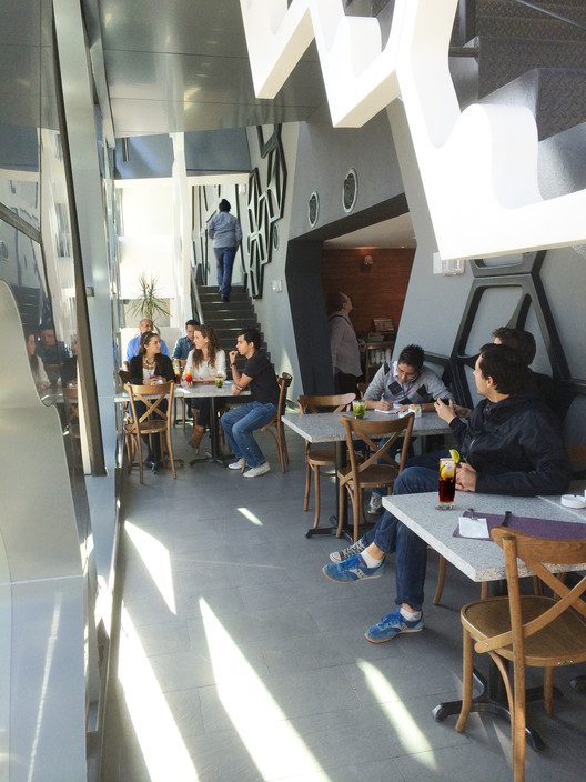 2010030 JBE Insurgentes By Jaime Navarro WEB 01