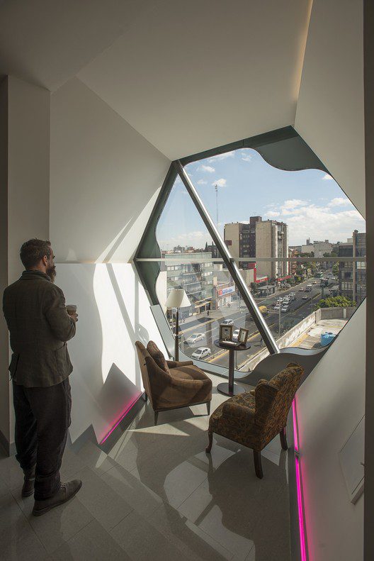 2010030 JBE Insurgentes By Jaime Navarro 002