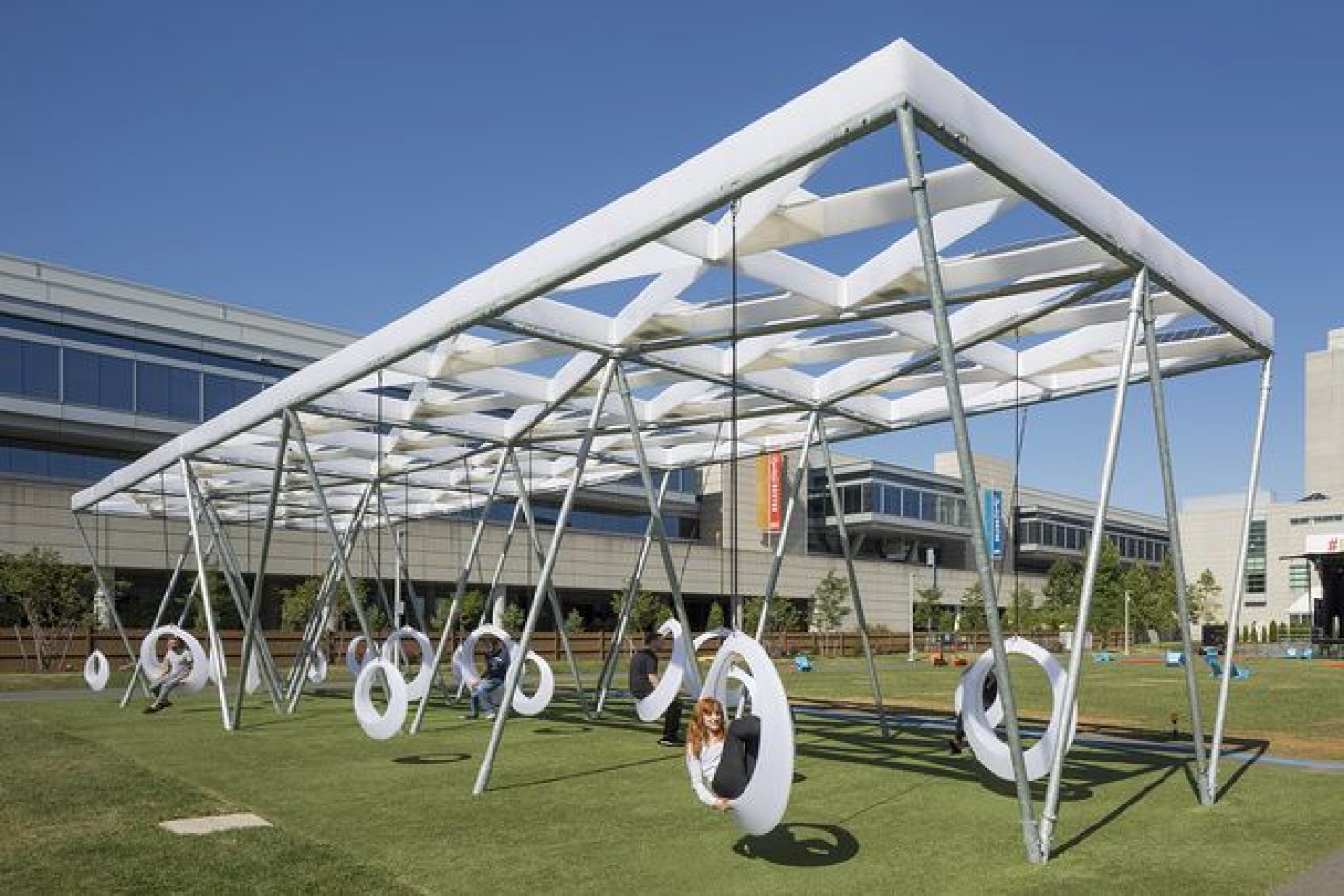 "Swing Time" illuminates Boston park Höweler + Yoon Architecture