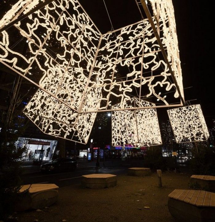 Berlin light display | BRUT Deluxe Architects - Arch2O.com