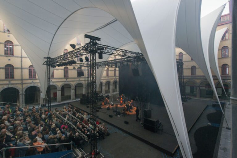 Covering Carré des Arts | AgwA + Ney & Partners