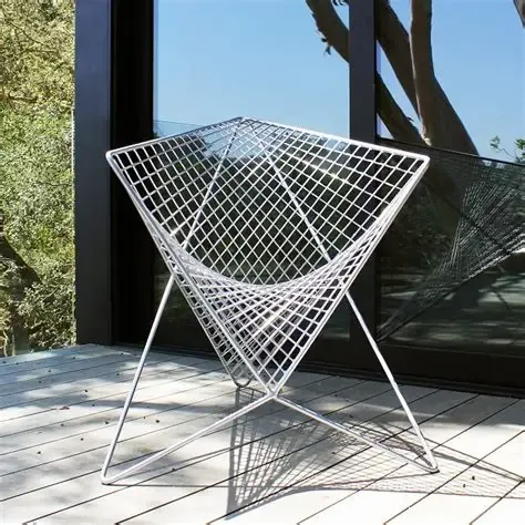 The Parabola Chair