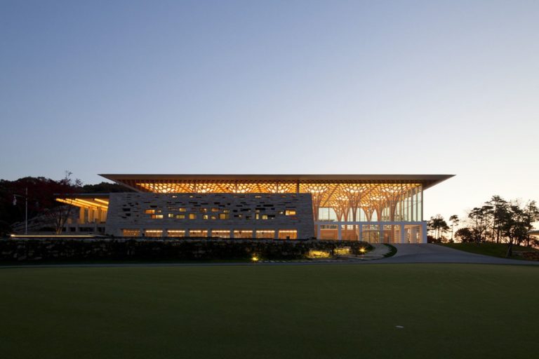 Nine Bridges Country Club | Shigeru Ban Architects