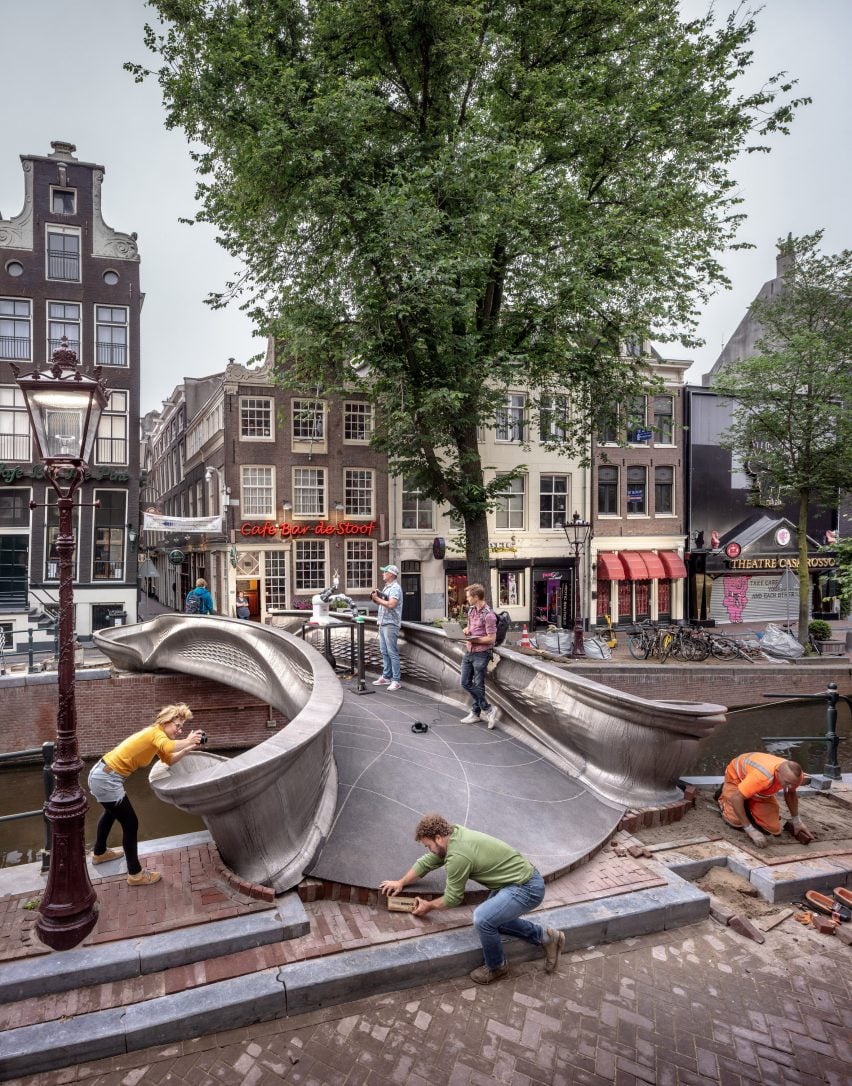 mx3d 3d printed bridge amsterdam architecture infrastructure dezeen 2364 col 0 852x1086