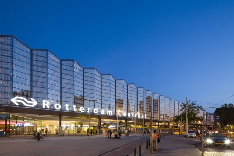 Rotterdam Central Station  | Team CS