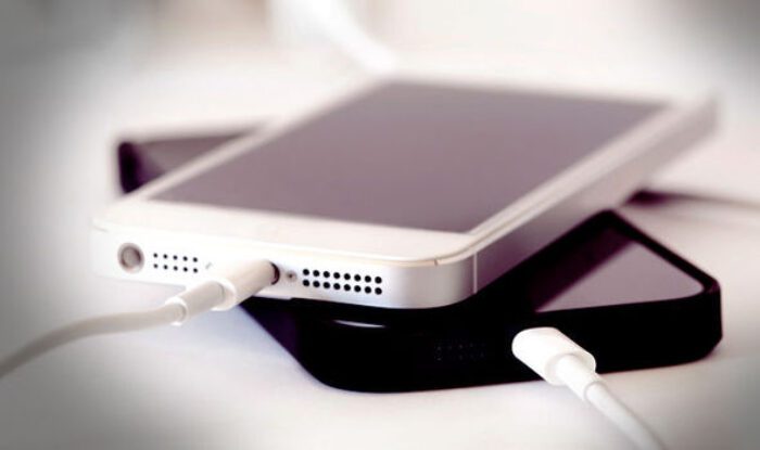 Apple embeds solar cells into Iphone 7, trackpads, keyboards