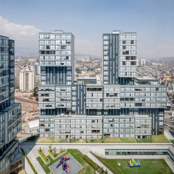 Central Park Interlomas  |  Jaime Varon, Abraham Metta, Alex Metta / Migdal Arquitectos