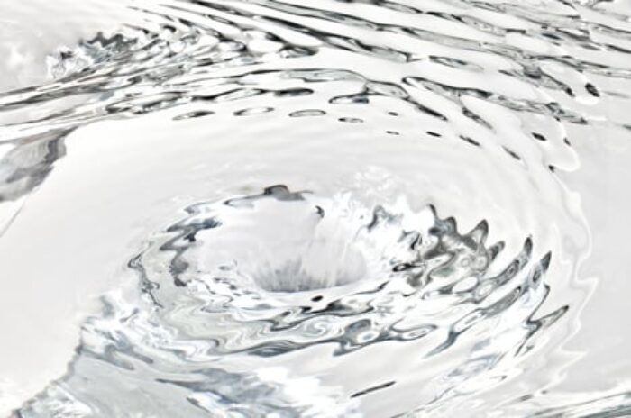 dezeen Prototype Liquid Glacial Table by Zaha Hadid 3