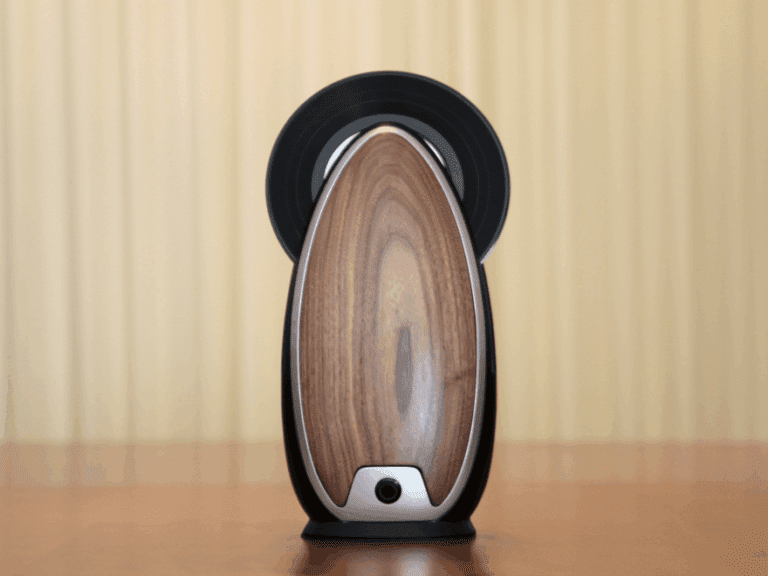 Toc - The Vertical Record Player | Roy Harpaz