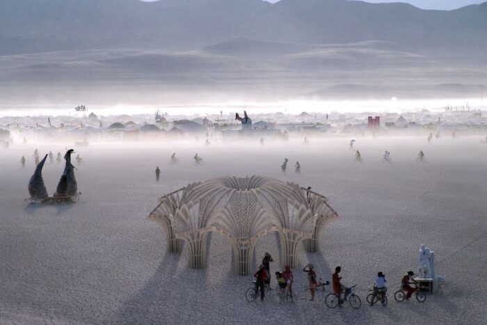 Josh Haywood Burning Man 2015 03 900x600 Josh Haywood Burning Man 2015 03 900x600