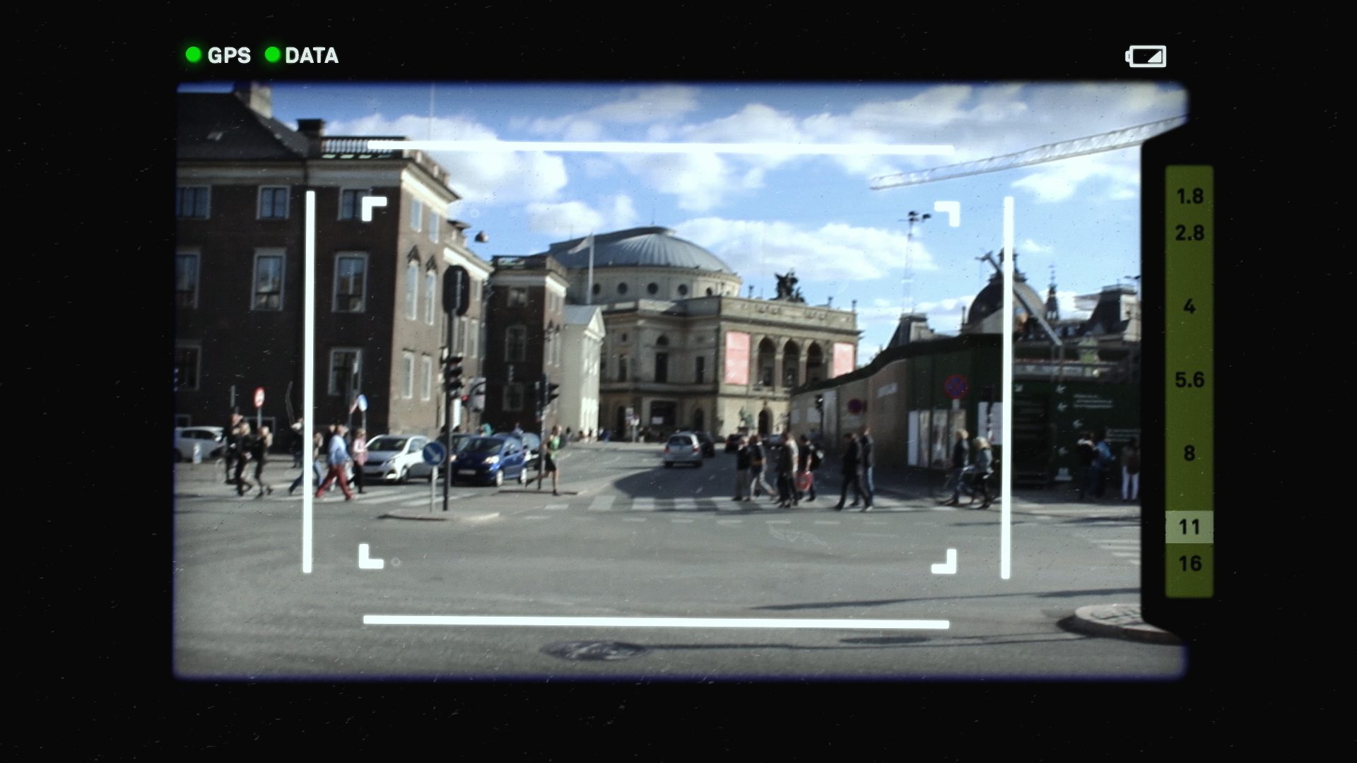 restricta viewfinder yes