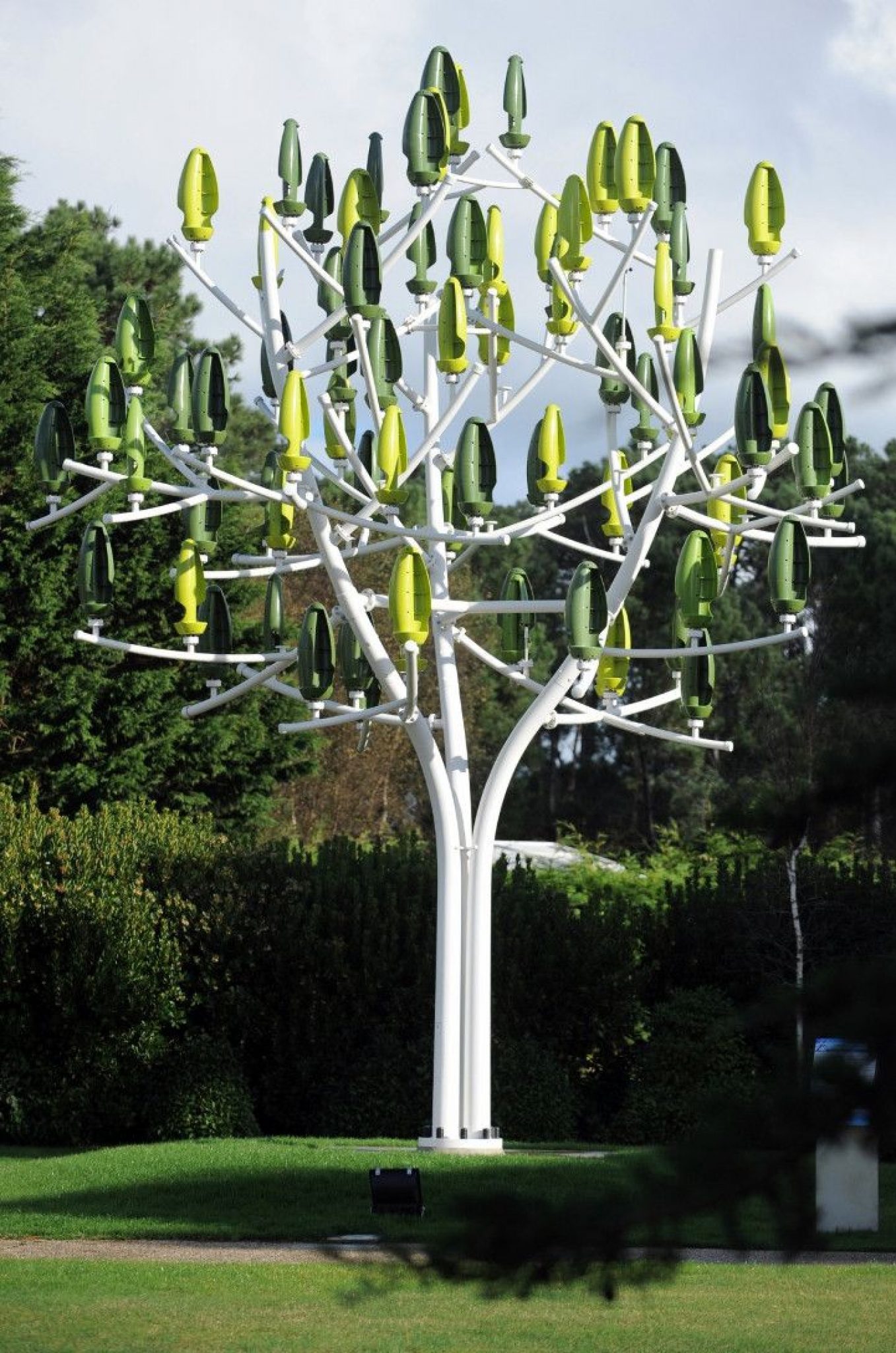 Wind Turbine Tree - Aeroleaves | NewWind - Arch2O.com