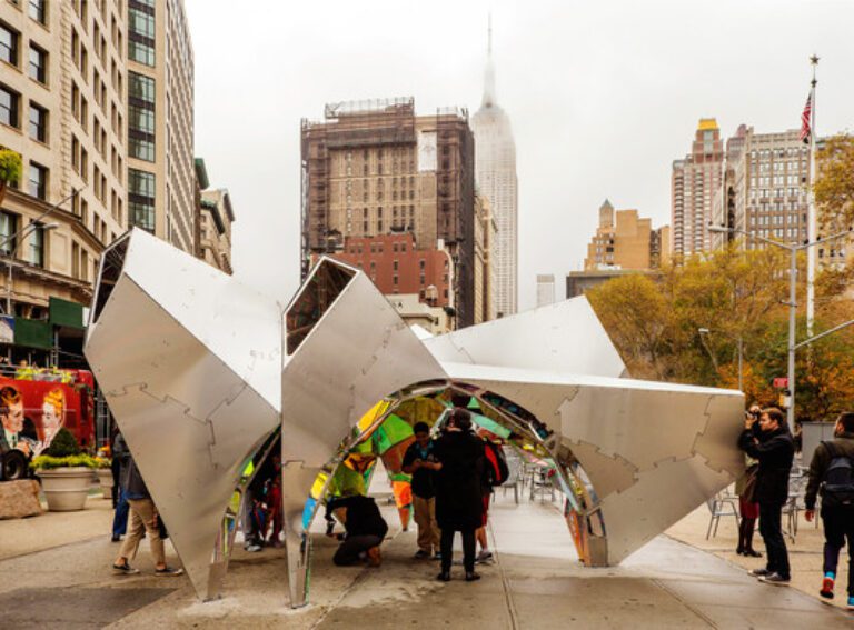 Flatiron Plaza Holiday Design Winner announced