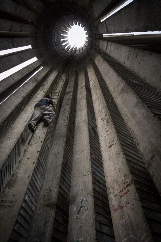 Arch2O-War Monuments Documented As Conceptual Grounds For Parkour Practice Andy Day11