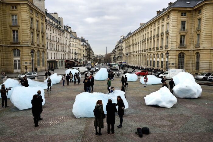 Ice Bergs In The Middle of Paris
