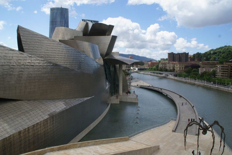 el-museo-guggenheim-bilbao-frank-gehry-mefics