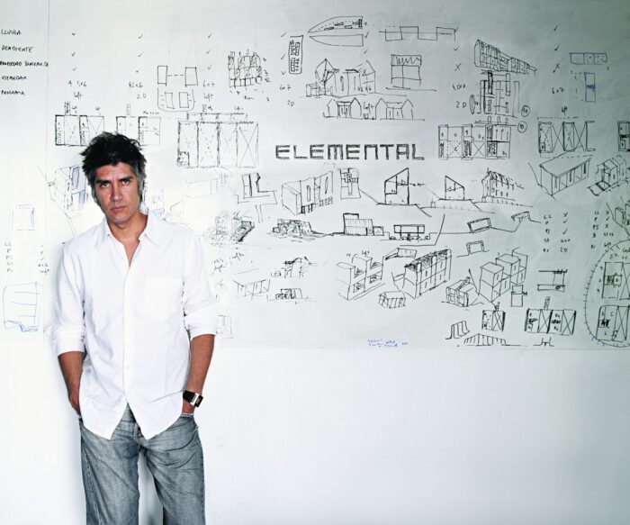 2016 Alejandro Aravena 1