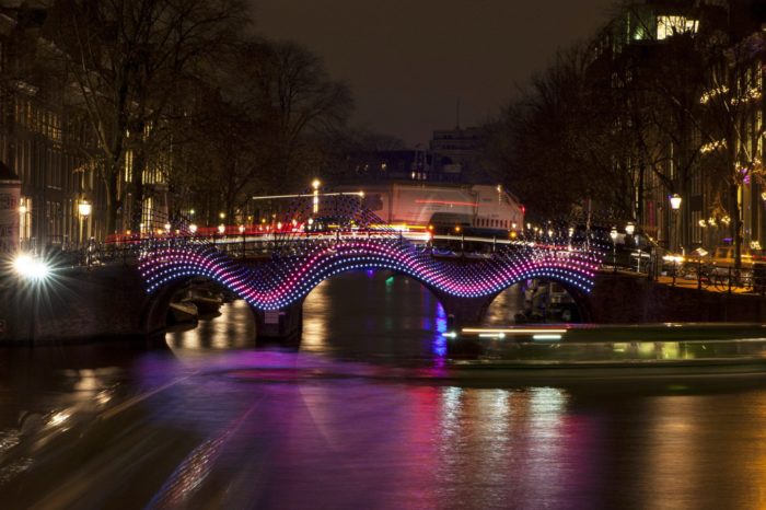 Light Bridge