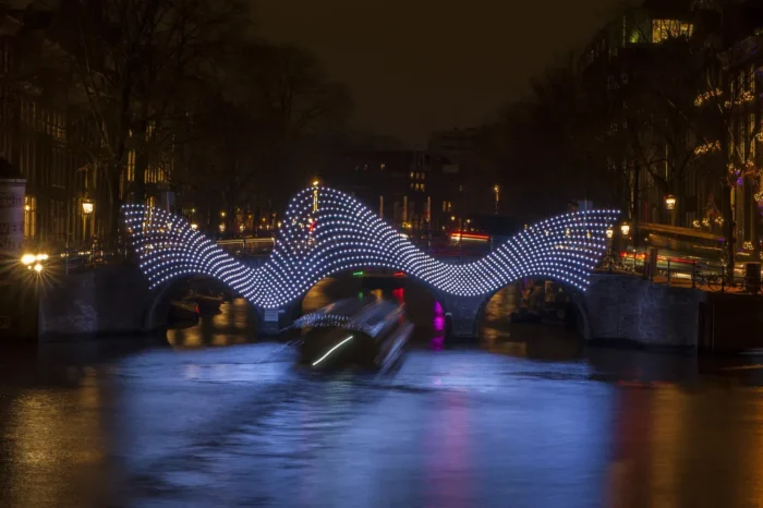 Light Bridge