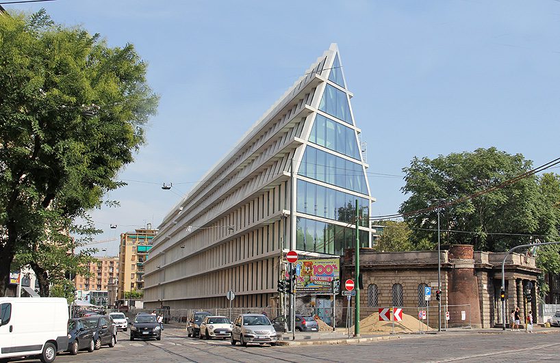 fondazione feltrinelli herzog de meuron milan designboom 04